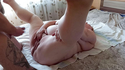 Cum on the swollen pussy of a fat woman