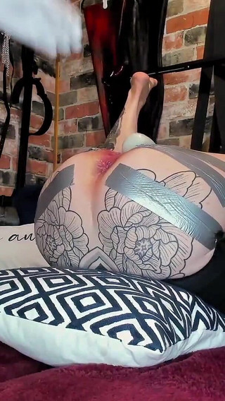 Fisting Her Wrecked Cunt & Show It off at the End