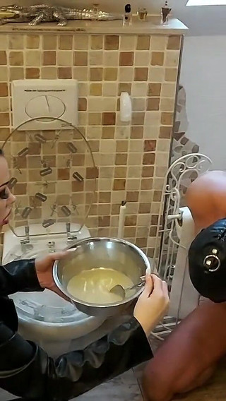 Miss Alessa Milano Feeding From Toilet Part 2