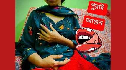 Cute Bhabhi Showing Her Pink Pussy and Fucking with Her Neighbour