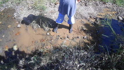 Mountainmama Playing in Creek