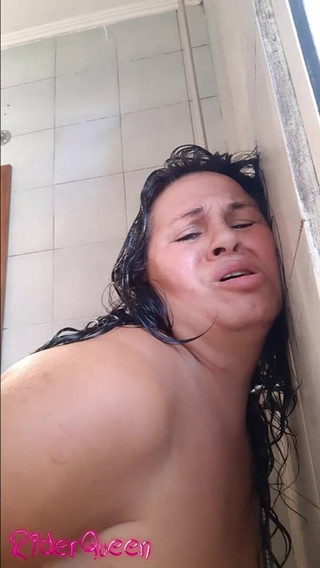 Chubby Girl Fucked in the Shower Standing up