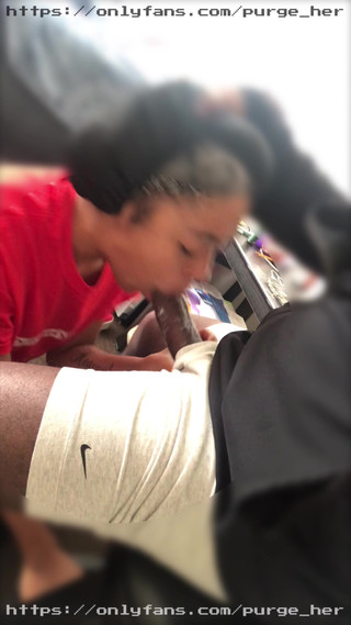 Top Tier Bonnet Throat From My Pretty German Bitch