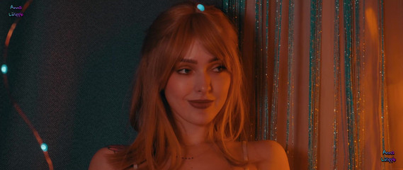 Help Me Take a Nude Photo