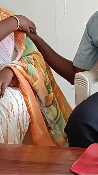 Bank Manager Fucking Housewife in Saree for Loan Repayment