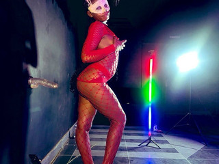 Was Giving a Lab Dance at Club Drill, Got so Wet N Horny I Just Had to Get off