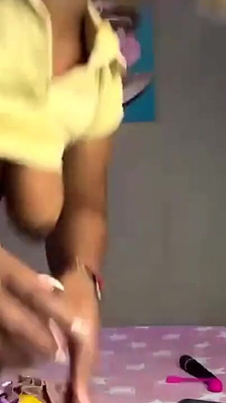 Jack off to My Phenomenal Ass, Episode 1163