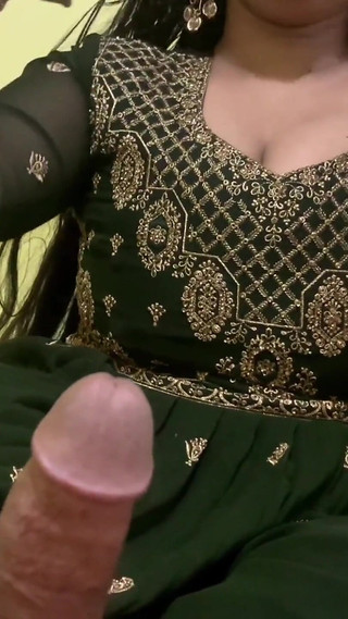 Indian Rashmika Hot & Sexy Wife Wants to Play with Dick She Loves Blowjob & Get Fucked