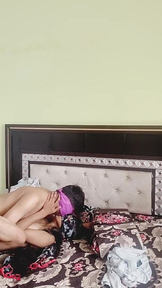 Desi Girl Aaj Ghodi Banke Chudi Aur Apne Boobs and Chut Me Finger Dalwayi