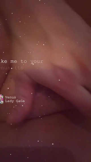 Hot Bathhouse Fingering, BBW Tease