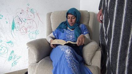 Egyptian Wife Lets Horny Husband Cum in Her Mouth