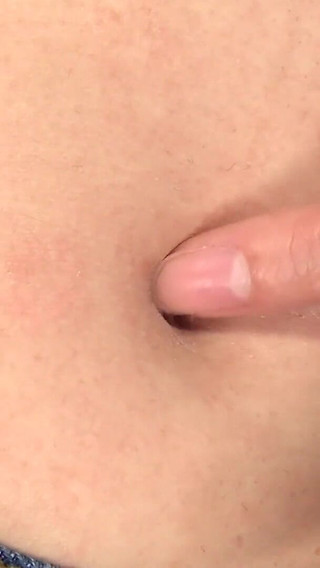 She Cleans It, Smells It, Smiles - Tae’s Belly Button Fetish POV