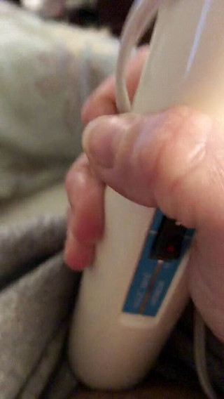 Quicky masturbation with my Hitachi