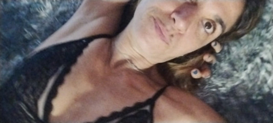 It Made Me Hot Playing in Bed