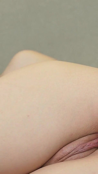 Minni love is back with a big pink sex toy to use on her pussy