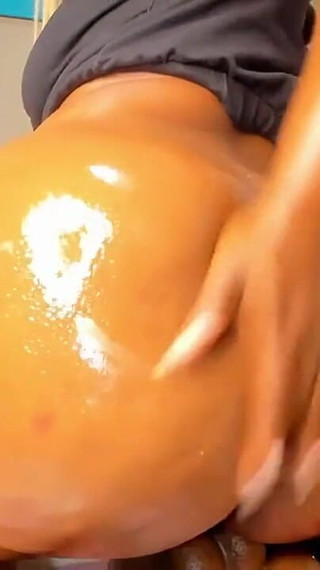 Jack off to My Phenomenal Ass, Episode 1217