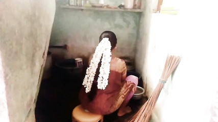 Desi Aunty When Cleaning Dishes Blowjob