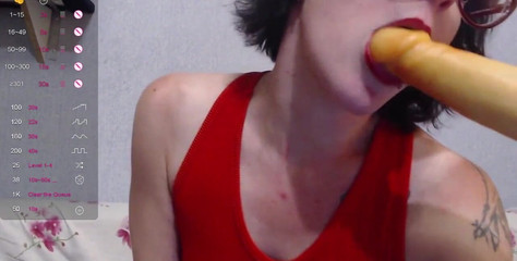 Skinny Hottie Suck Your Hard Dick