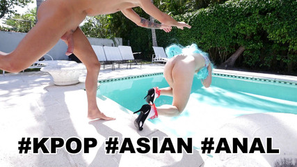 NICHE PARADE - Korean Nymphomaniac Milcah Halili brings her big dildo along and she's not afraid to use it