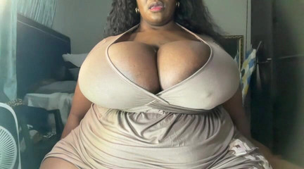 Moaning BBW Tit Tease