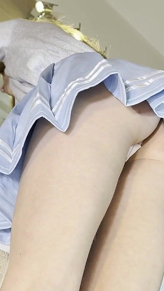 Super Sexy Skinny Petite Blonde College Girl Flashes Her Meaty Wet Pussy Under Her Short Skirt