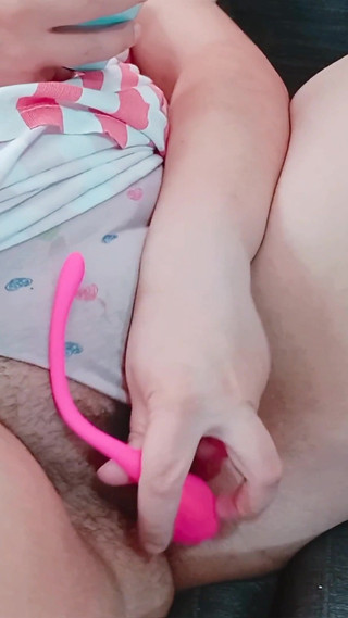 Hot Cheating Wife Masturbates with Toy and Her Lover Watches Her on Video Call