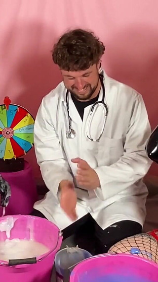 Human Anatomy Sploshing and Gunge Spin the Wheel!