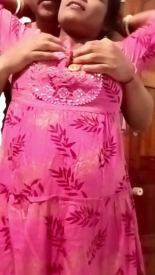 Desi Sister-in-law Full Romance and Boob Pressing Masti Sex Video