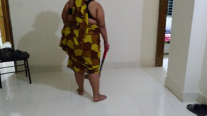 Kamvali Moti Gand Sexy Housewife Ko Choda Aur Gand Fad Dia