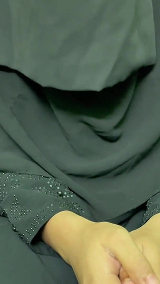 Desi Bhabhi Fucking with Me When Her Husband Is Abroad