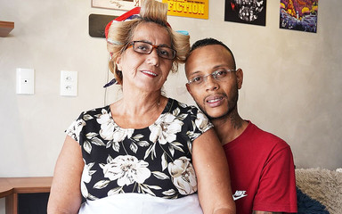 BBW Ass Fucked by Her BBC Skinny Toyboy