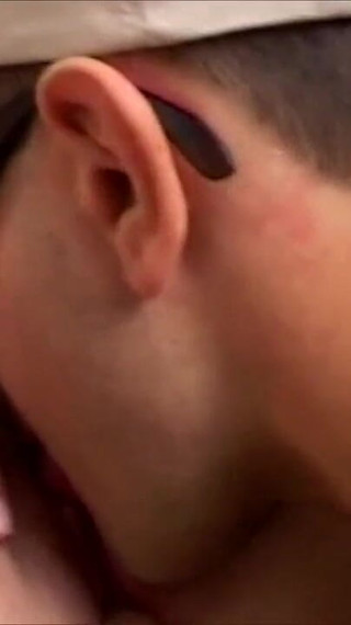 Mature brunette lady gets fucked