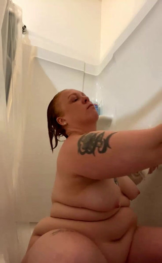 Stream Started 07/13/2021 03:01 Pm Live Shower Time with Ginger