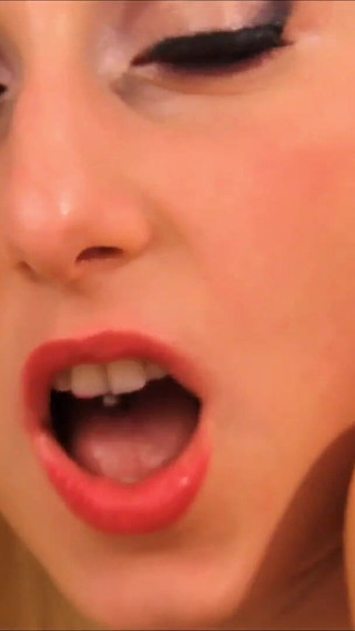 2 Italian Sluts and an Italian Stallion for a Hot Threesome