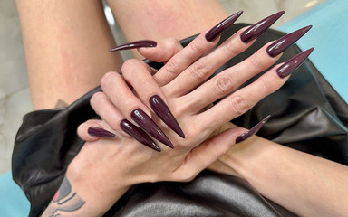 Dark Purple Long Nails, Claws, Palms Spreading Very Wide, Skin Scratching