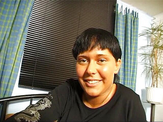 Brunette chick with big ass blows hard cock at the casting