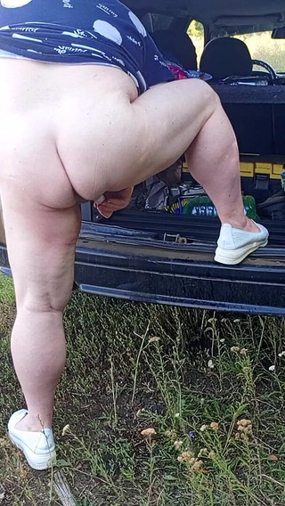 Stepmom Squirts Several Times in a Row Near the Car