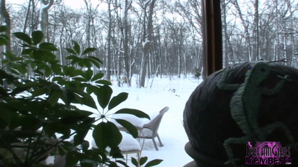 Hollie Fingers and Vibrates Her Tight Snatch