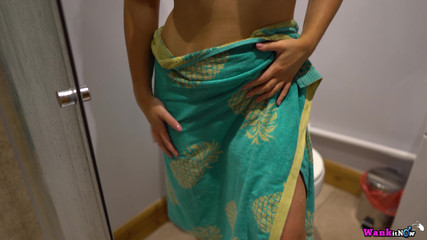 Rogue - Shower Antics - 4K (2160p)