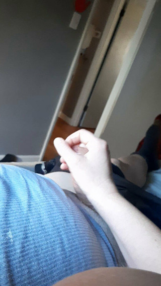 Silky Johnsons Cock Gets Rubbed Right After Nap