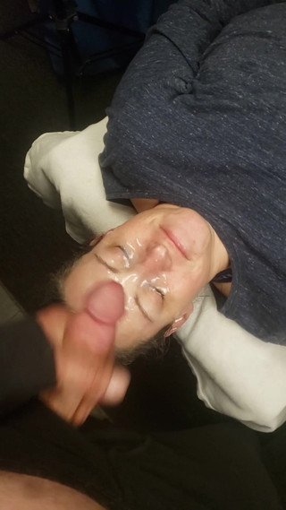 Dirty Dees Finishing Her off!!!