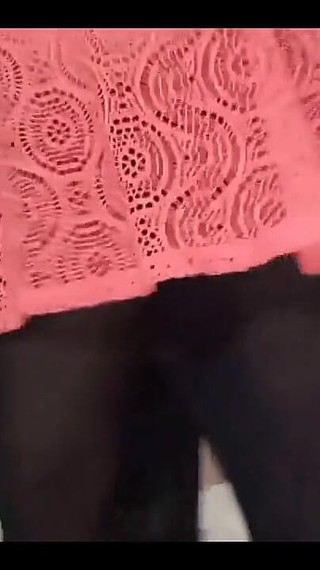 Desi Girlfriend Dances Like a Whore in Her Bedroom