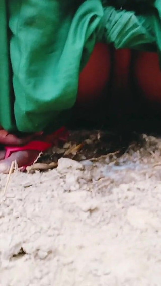 Bihar Tr Xhtad Village Nomita Bhabhi Fingerings Outdoors