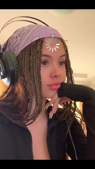 Follow Me and Don't Miss Many Hot Moments