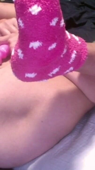 Hot MILF Vibes Her Wet Cunt Gets a Butt Plug in Her Asshole