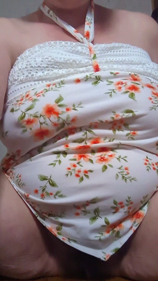 Meaty Mature Hairy Pussy up Close