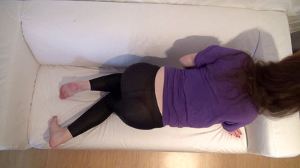 Alluring babe Kesidy Bella enjoys fingering her wet pussy