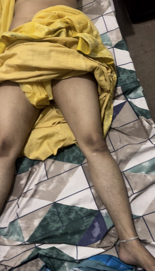 Stepaunty Wanted to Sex with Me When Stepuncle Is Outside of Home