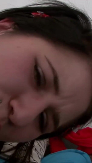 Cute lez teen gets her pussy licked and toyed