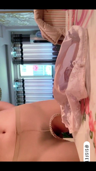 Stockings in Pants, Flesh-colored Stockings Are the Sexiest, Open Crotch Pussy Plugged in with White Juice